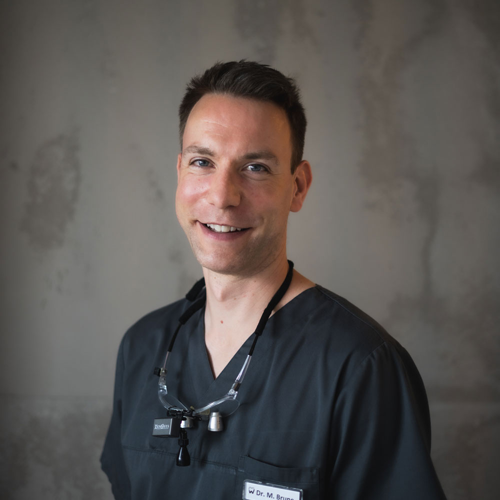 Dr. Matthias Brune
